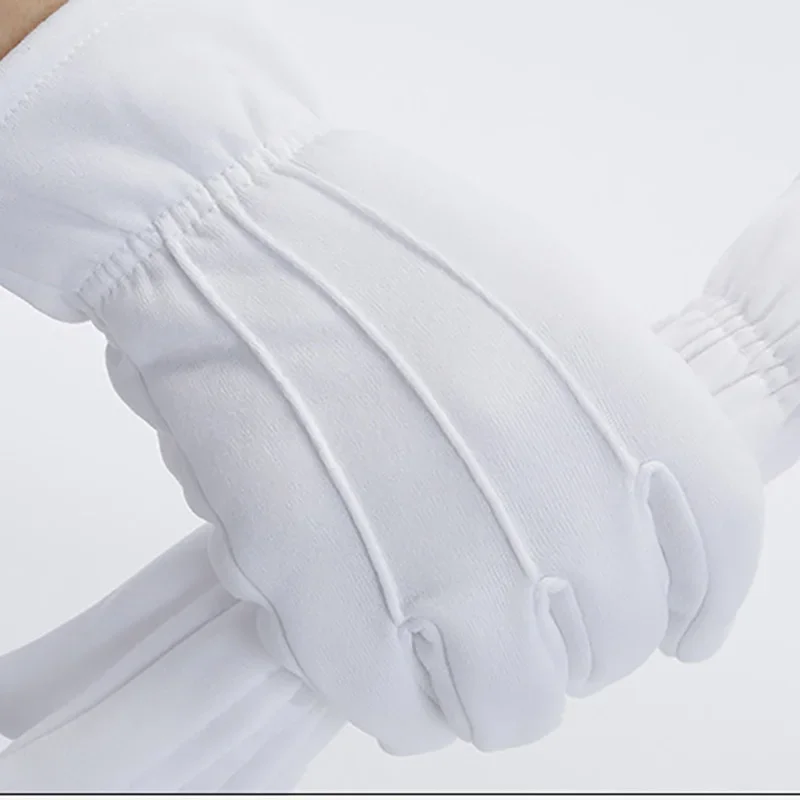 Warm Sonic Winter Gloves – Cosplay Sonic Warm Sonic Winter Gloves – Cosplay Sonic - Image 2