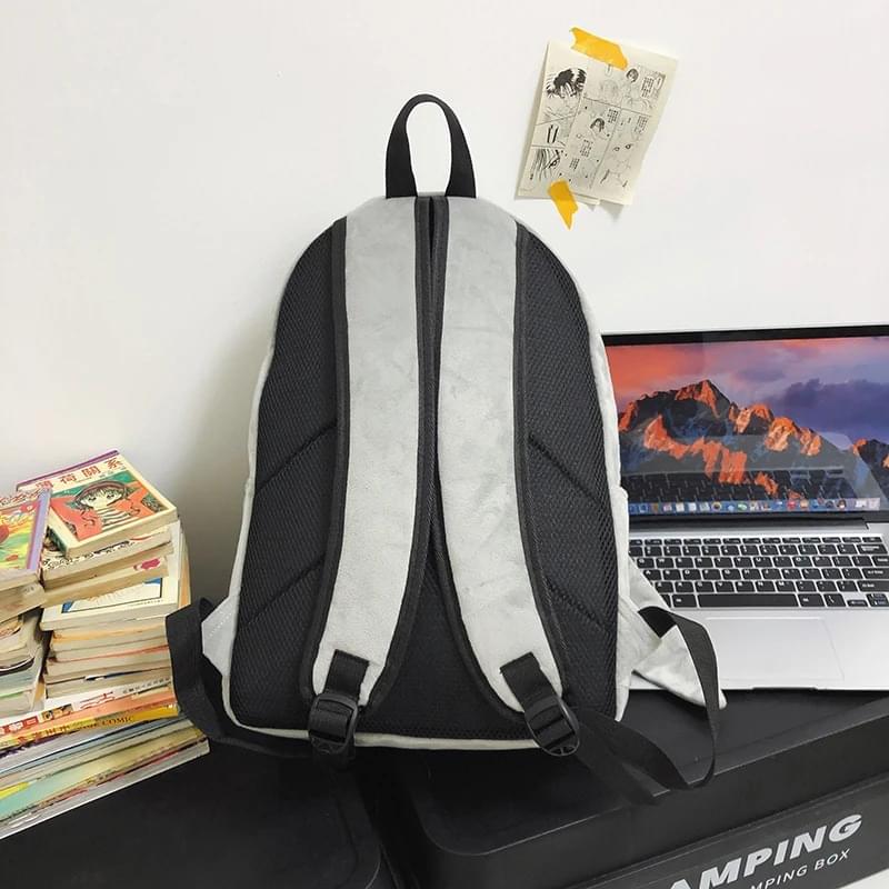 Shadow grey backpack: The ultimate accessory for Sonic fans! Shadow grey backpack: The ultimate accessory for Sonic fans! - Image 3